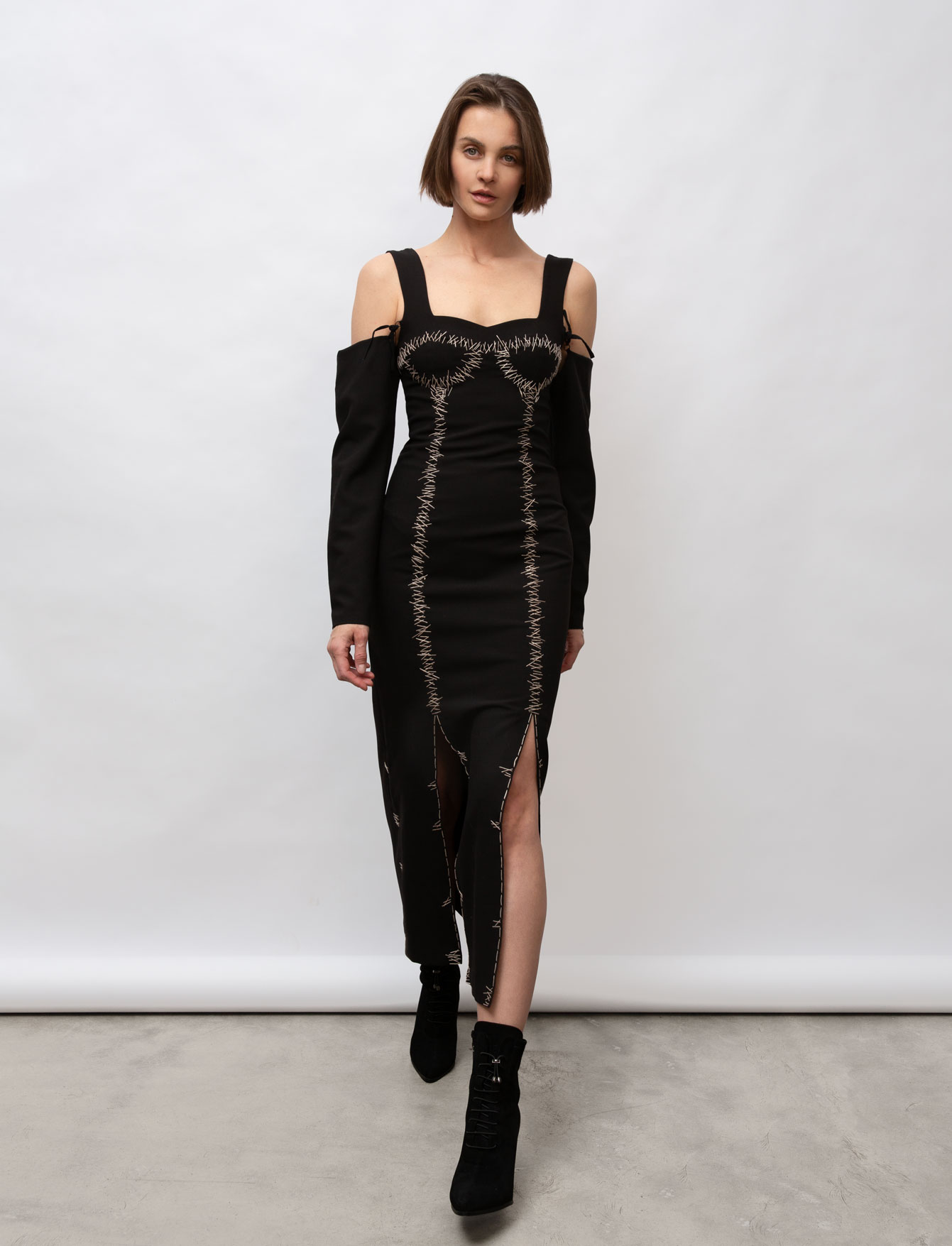Платье №47 Black Stitch