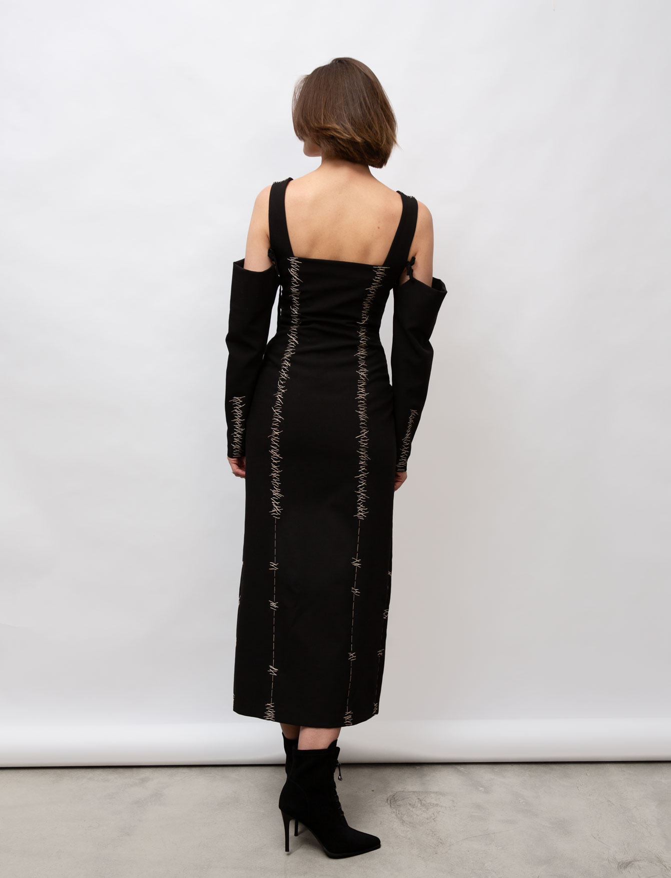 Платье №47 Black Stitch